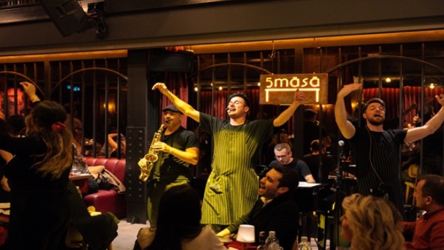 Ankara’da lezzet, sohbet ve melodiler bir arada