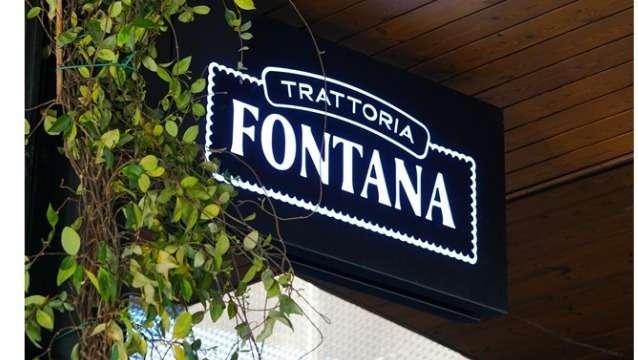 Fontana’da aşk dolu İtalyan akşamı