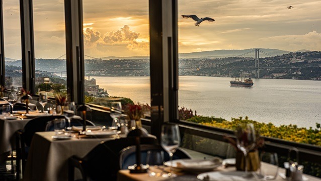 İzaka Terrace, yılbaşını unutulmaz bir deneyime dönüştürüyor