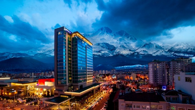 Radisson Blu Hotel Kayseri’ye “Traveller’s Choice 2020 Ödülü”