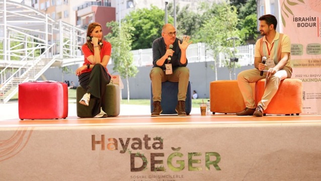“Sosyal girişimciler sayesinde  dünyanın el birliğiyle daha güzel bir yer haline geleceğine inancım artıyor”