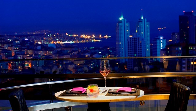 Ukiyo Restaurant & Bar yaz gecelerine Asya esintisi katıyor